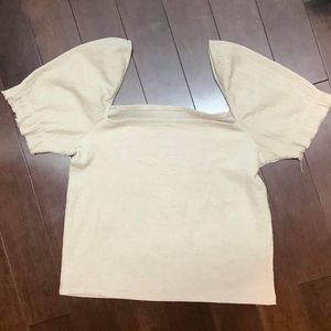 Cropped Puff Sleeve Top